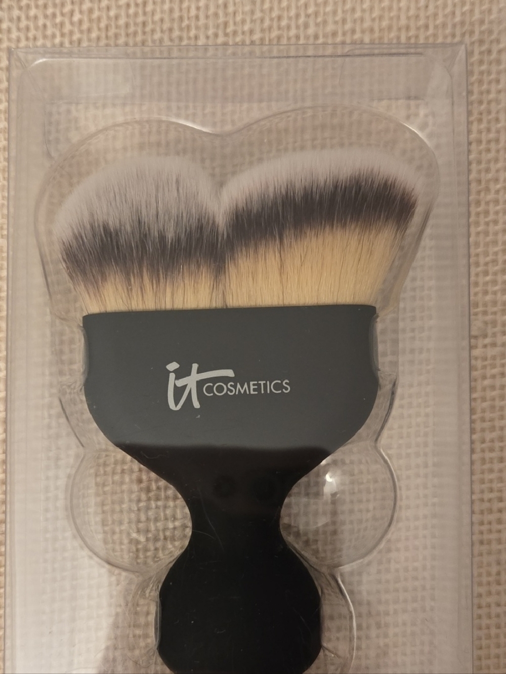 it cosmetics Heavenly Luxe Hello Cheekbones Contour Brush New In Package